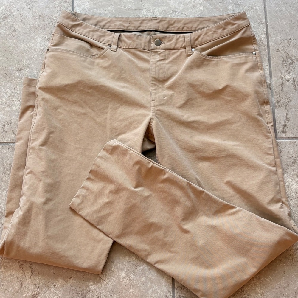 Lululemon ABC 5 Pocket Pants Mens 38 Khaki Tan Straight Leg Stretch Golf Casual